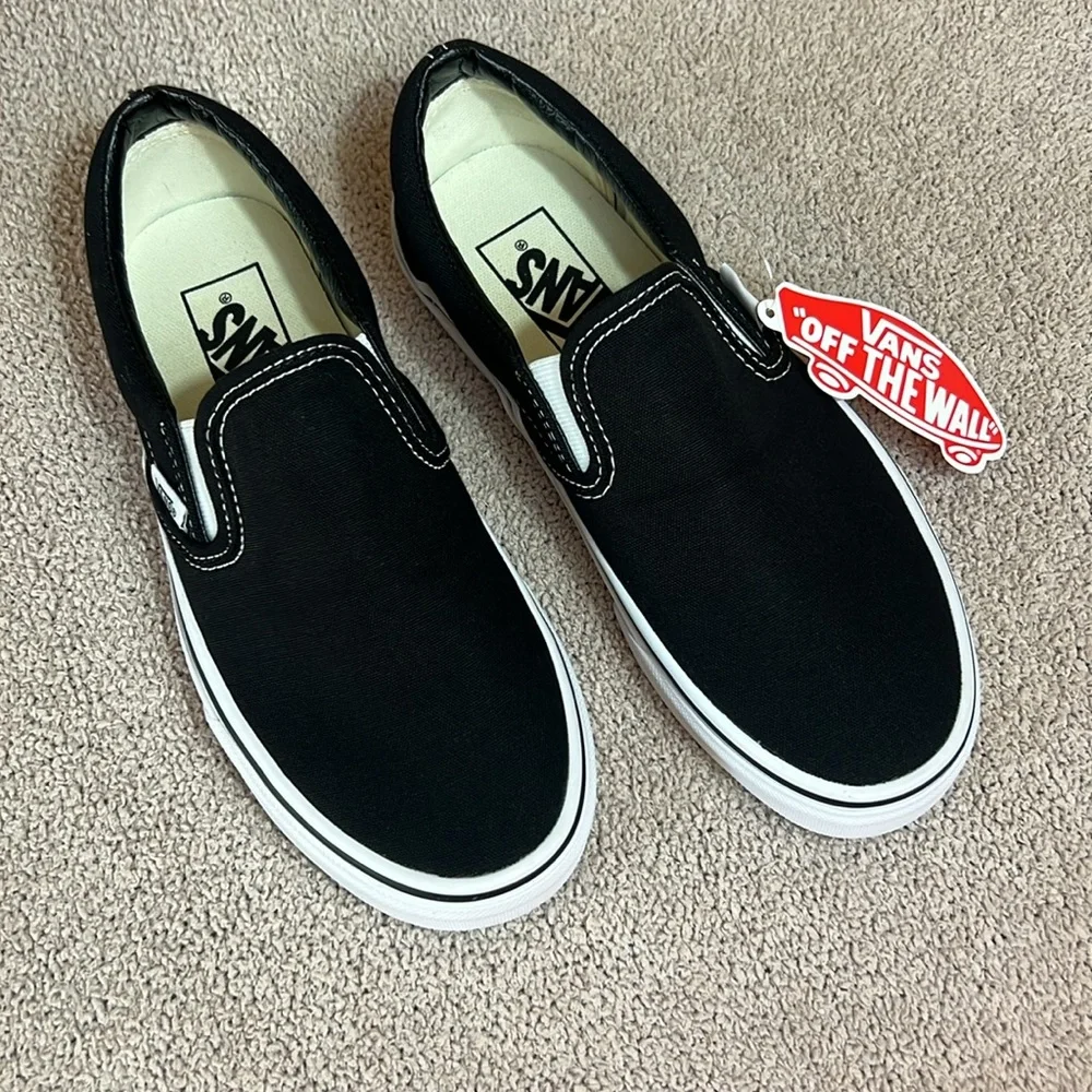 Vans Black and White Classic Slip-On Shoes - Size - Men’s 4.5 / Women’s 6.0 NWT - Picture 12 of 14